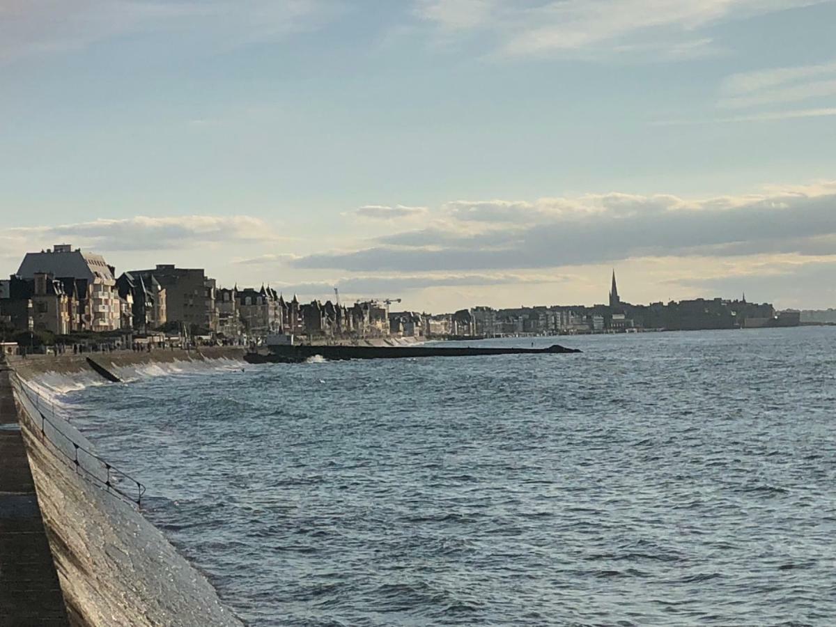 Emeraude, Pleine Vue De Mer Apartment Saint-Malo Luaran gambar